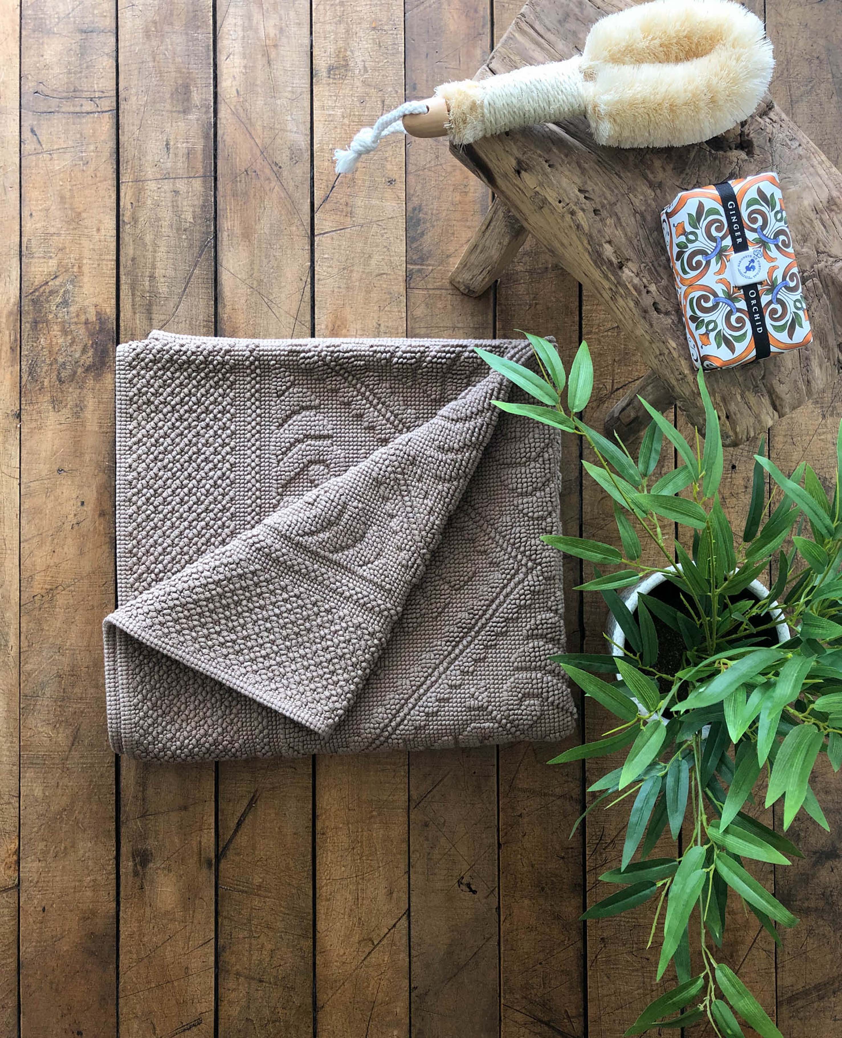 Portuguese Bath Mat 140 x 70 in Taupe Bath Mats Artisan Abode